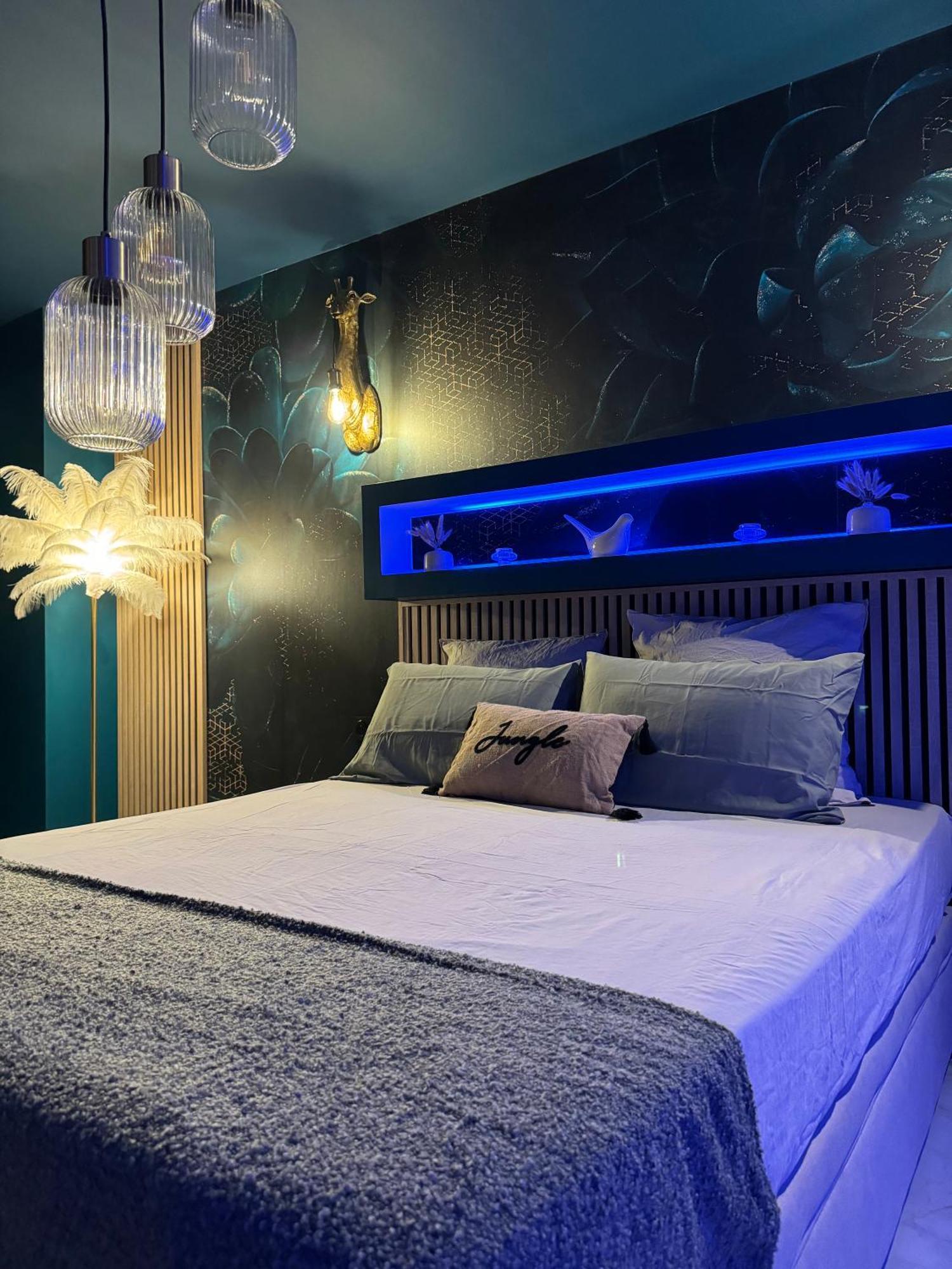 Flower Suite And Spa La Seyne-sur-Mer Exterior photo